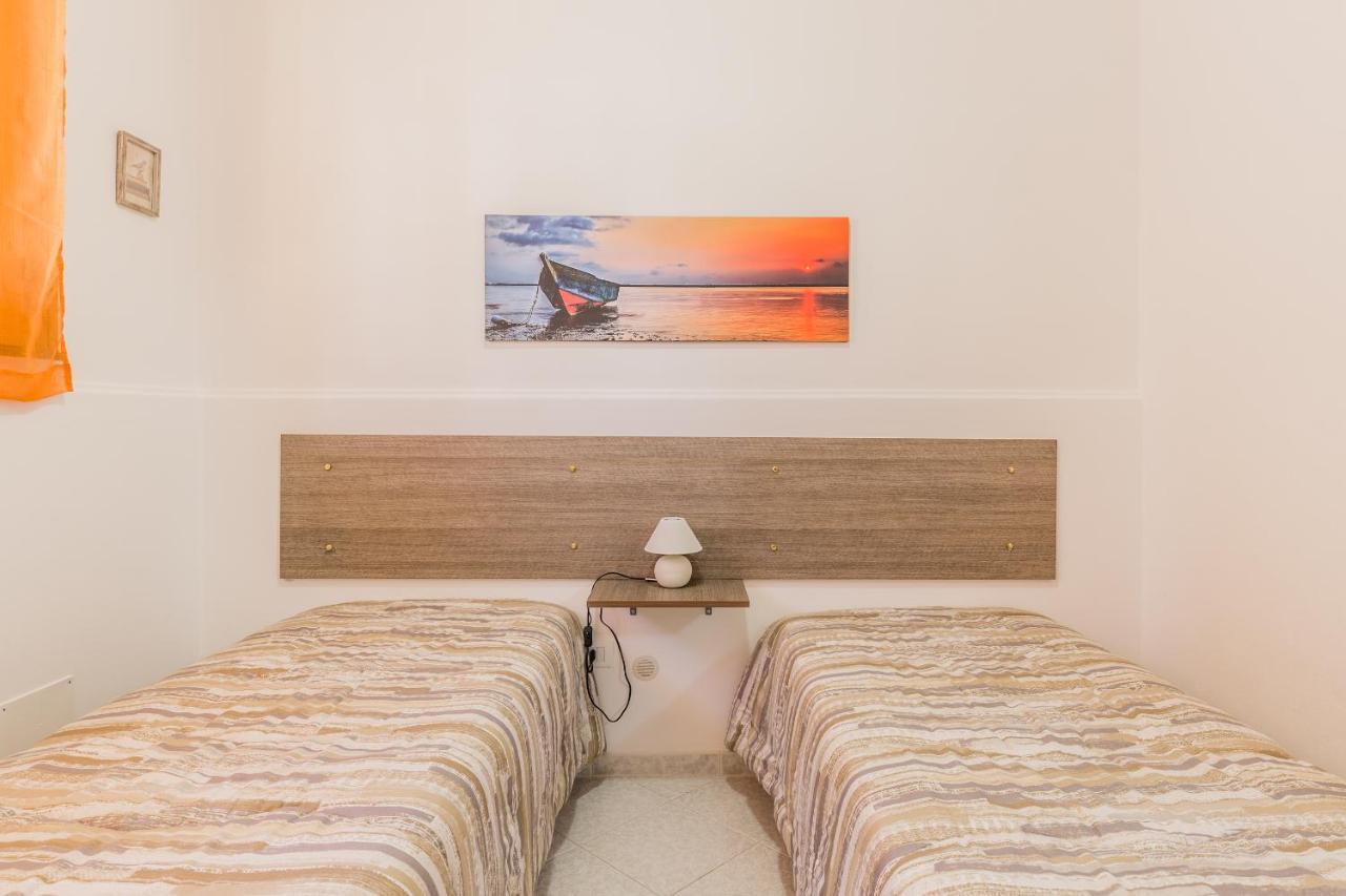 Anna'S House Near The Sandy Beach And With Wifi Avola Exterior foto